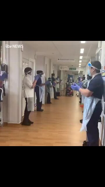 WATCH: 106-year-old woman leaves hospital to applause after beating Covid-19 (mup)