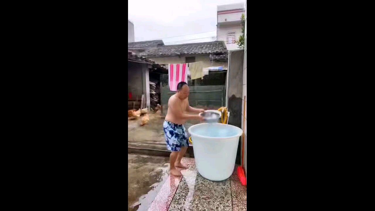 উফ মা কি ঠান্ডা