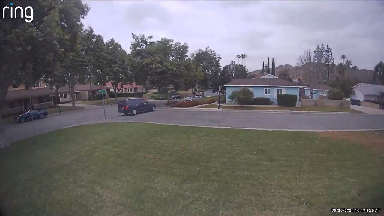 May 26, 2024 10:47 Black SUV