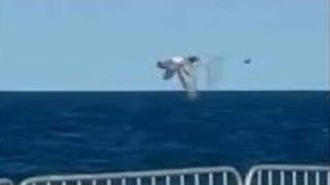 UFO extracts water from the Sea in Barcelona, Spain