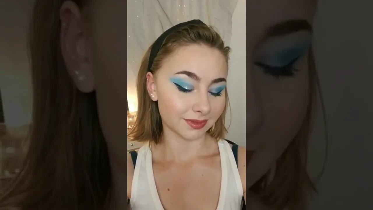 #shorts blue eyeshadow from colourpop fade into hue palette