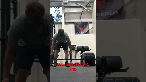 410 deadlift PR. Hex bar #fitness #fitnessmotivation #personalgrowth #personalrecord