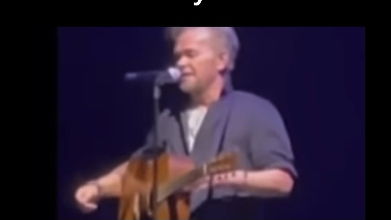 John Cougar Mellencamp walks off stage after crowd heckles over Biden