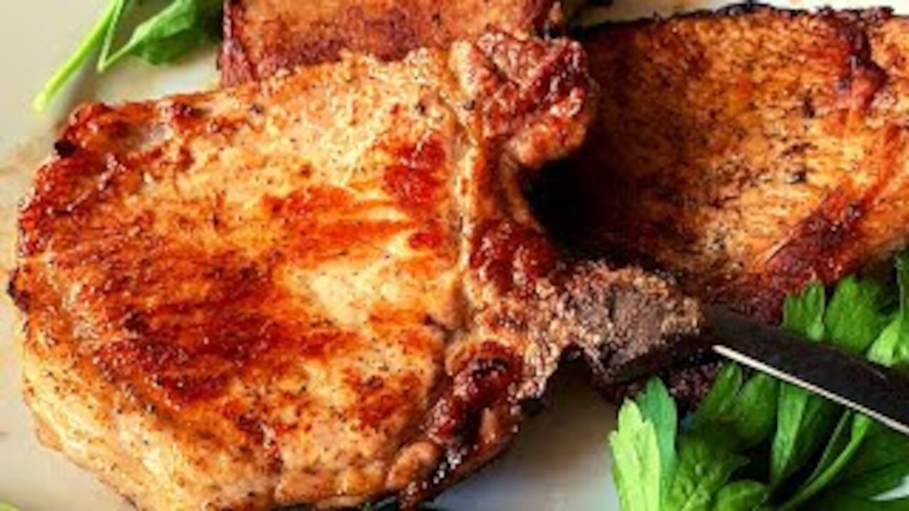 СТЕЙК ИЗ СВИНИНЫ 🥩 Стейк из свинины на сковороде 🥩 Как приготовить Стейк