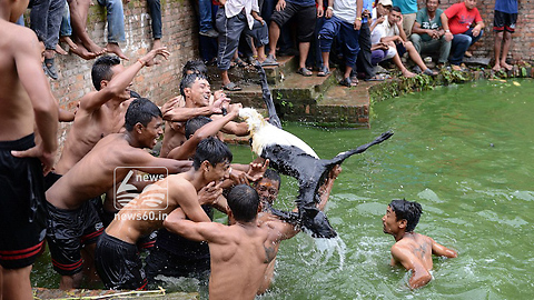 മനുഷ്യത്വം തീണ്ടാത്ത ആചാരം