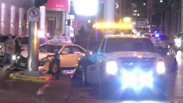 Taxis involved in crash in front of Venetian hotel-casino