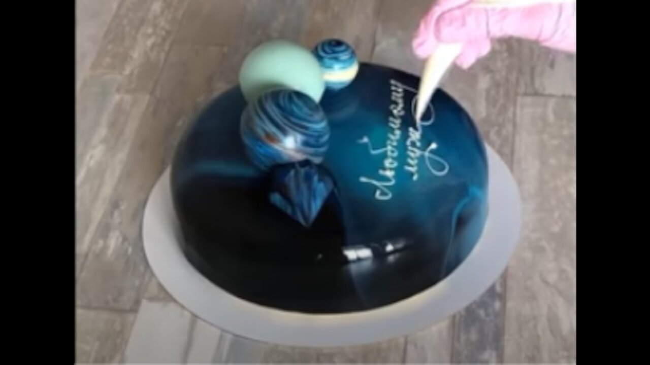 Satisfying Mirror Cakes