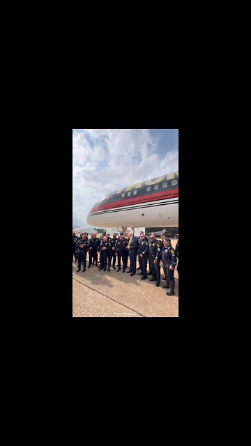 President Donald J. Trump thanks Our incredible law enforcement officers in Texas !!!