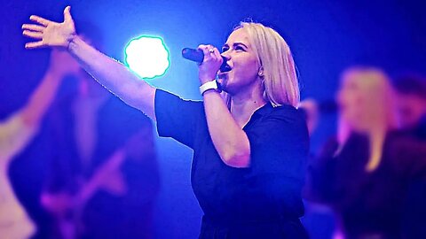 Ucranianos Cantam Louvor de Guerra 😲💥 CORDEIRO E LEÃO do Diante do Trono 🇺🇦🇧🇷 / M.Worship