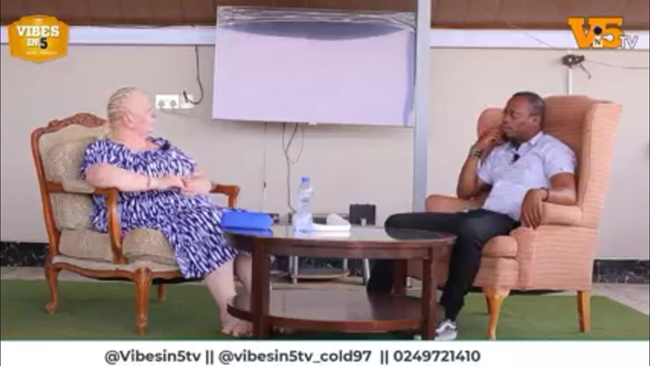 A WHITES ANALYSIS ABOUT GHANAIAN GOVT.