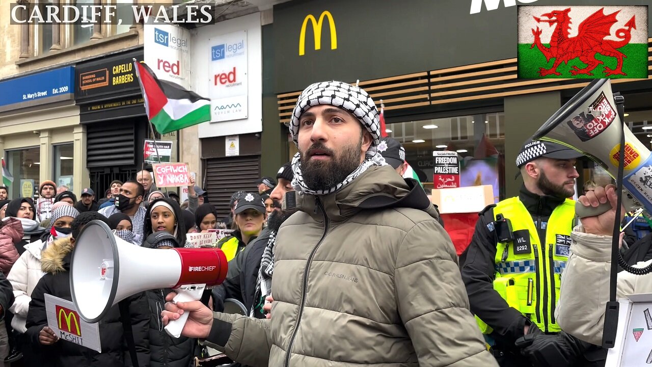 Speech Pro-PS Protesters, McDonald's St. Mary Street Cardiff☮️