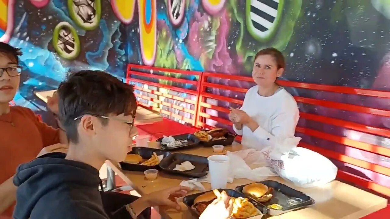 Dave's Hot Chicken in Woburn