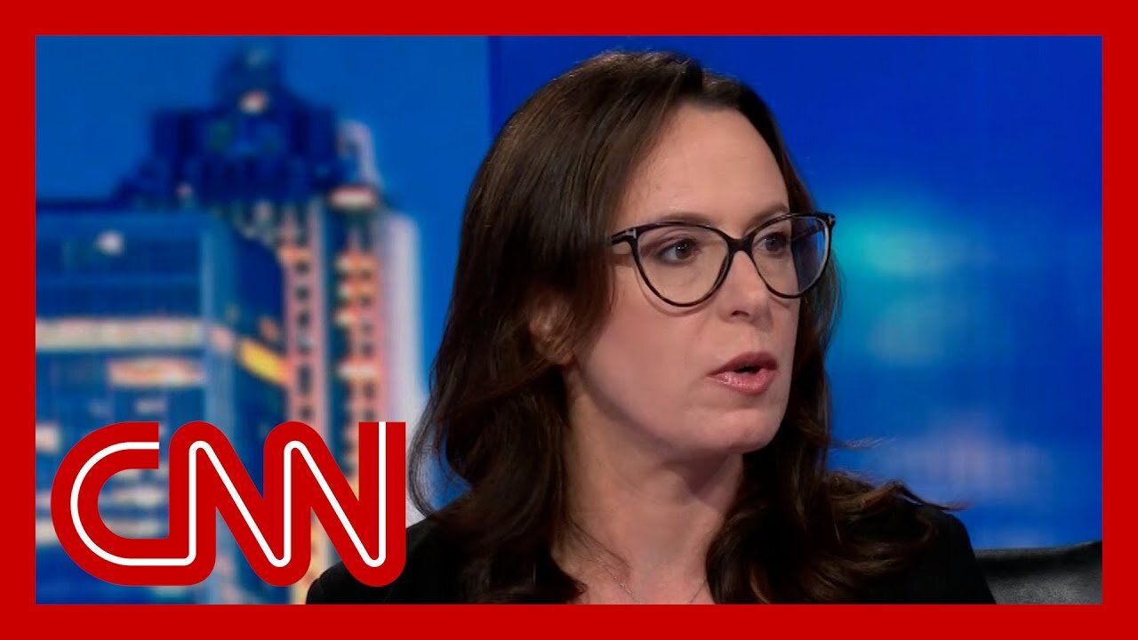 Maggie Haberman on why Trump criticized his legal team when they were standing right behind him