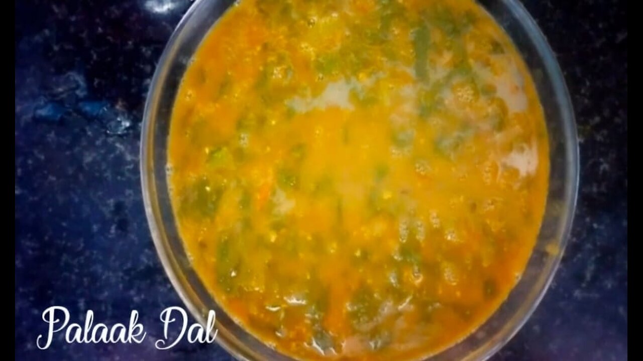 HOW TO MAKE PALAAK DAL | HOMEMADE | FOOD COURT