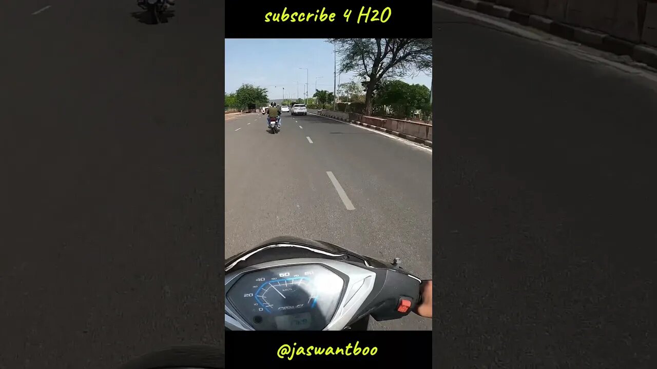 road ki ma bhen #shorts #motovlog #jaswantboo