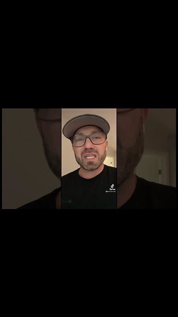 Don’t laugh but this is my office. #shorts #reels #homeoffice #entrepreneur