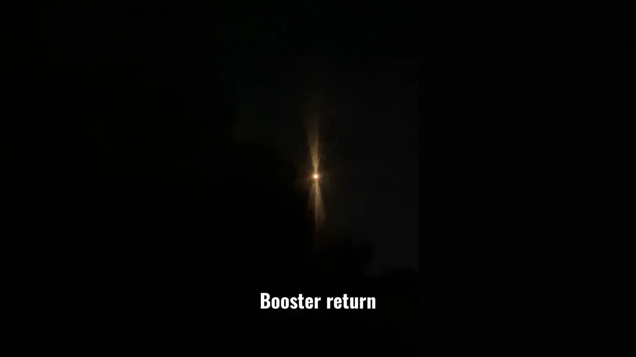 #aviationlover #airplanesdaily #airplane #spacex #booster #return #flying #walle