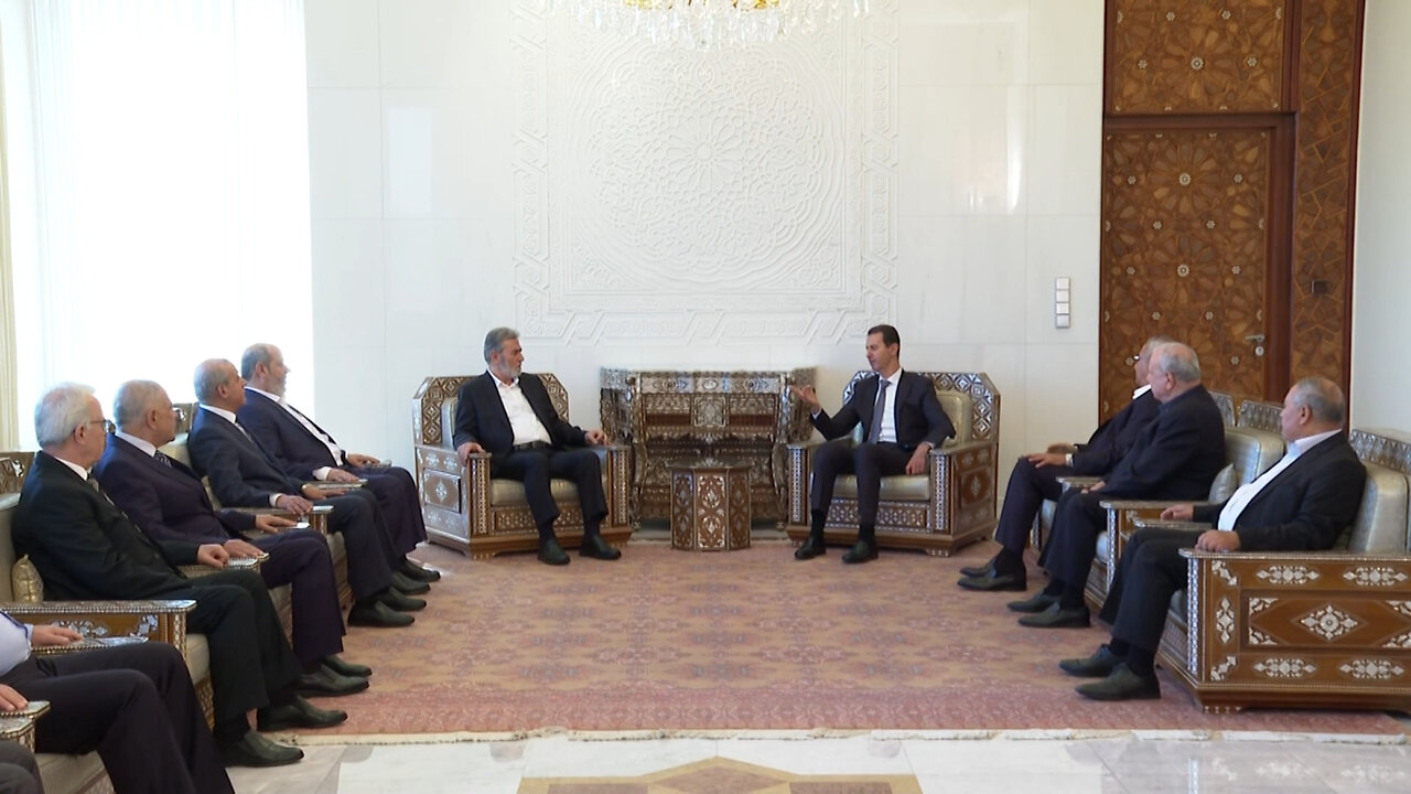 Syrian President Bashar al-Assad meets with Hamas