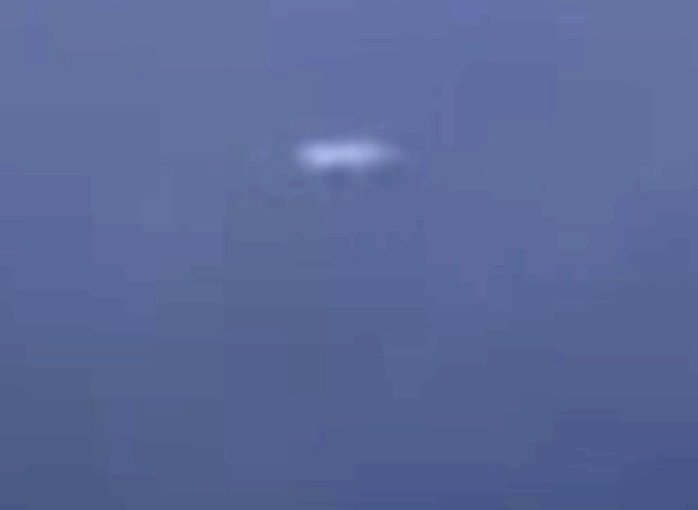 UFO Caught on Video over Panama, Cuba