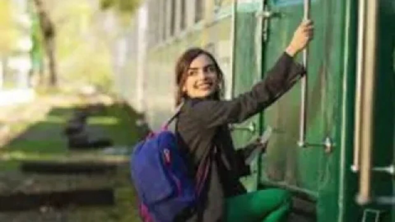 LAL _GUDI_ DIAN _ TICKTAN_ MUNEER _AWAN_ HINDKO_SONG
