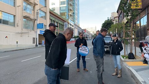Praying at Planned Parenthood