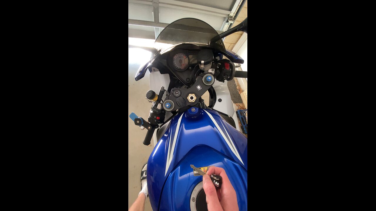 GSXR 1000 K8 Startup