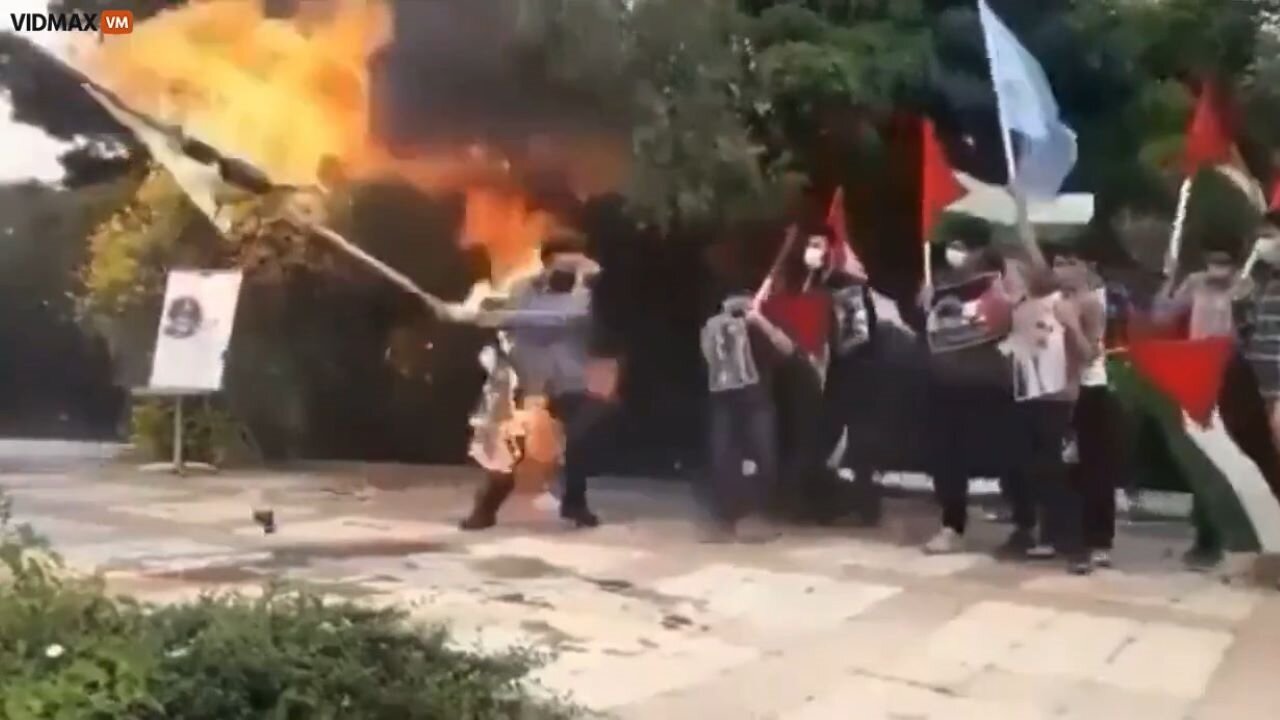 The Burning Of An Israeli Flag Goes As Pefectly As Karma Wanted It To