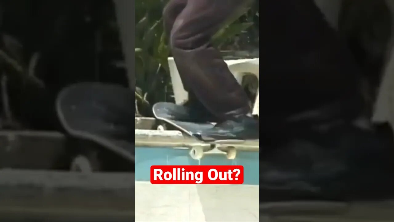 REVERSE ROLL IN #poolskateboarding #bowlskating #skateboarding #poolskating