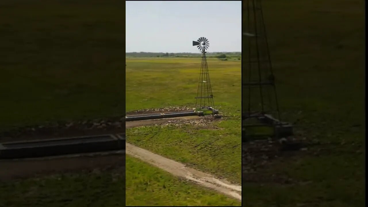 Windmill At The Cameron Ranch Still In Use #short #shortvideo #shortsvideo #shorts