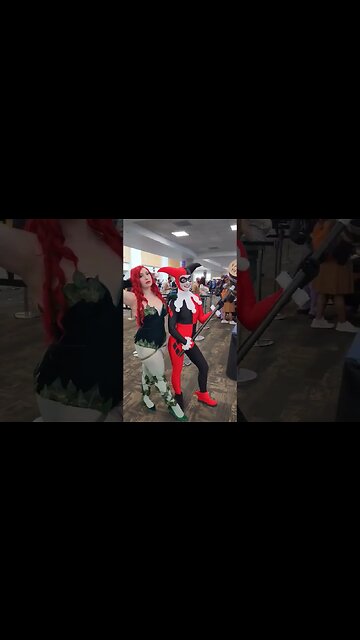 Harley Quinn and Poison Ivy at Comic Con