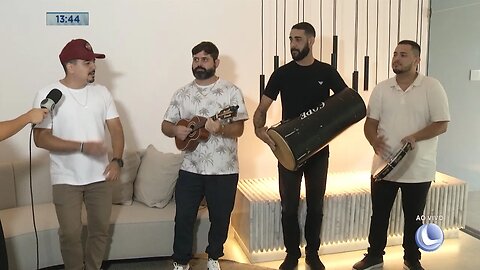 Sexta com música: Cantor Valadarense Dill Silva traz o samba para o BG de hoje.