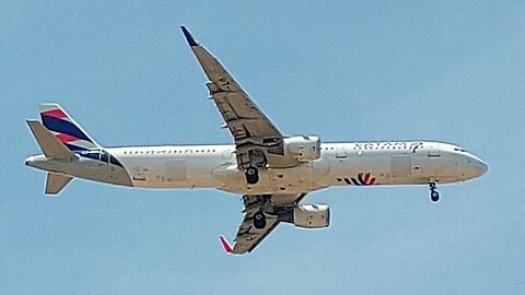 Airbus A321 PT-XPL coming from Belém do Pará to Fortaleza
			
