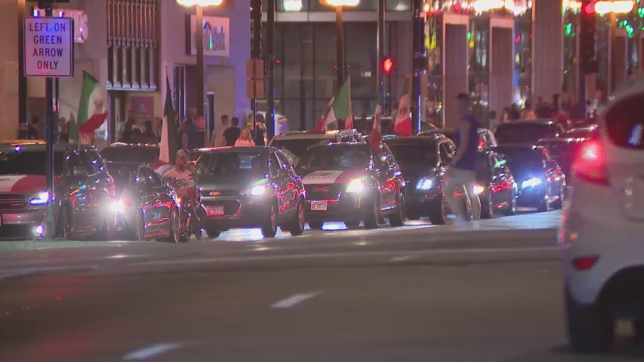 El Grito: Chicago celebrates Mexican Independence in Grant Park