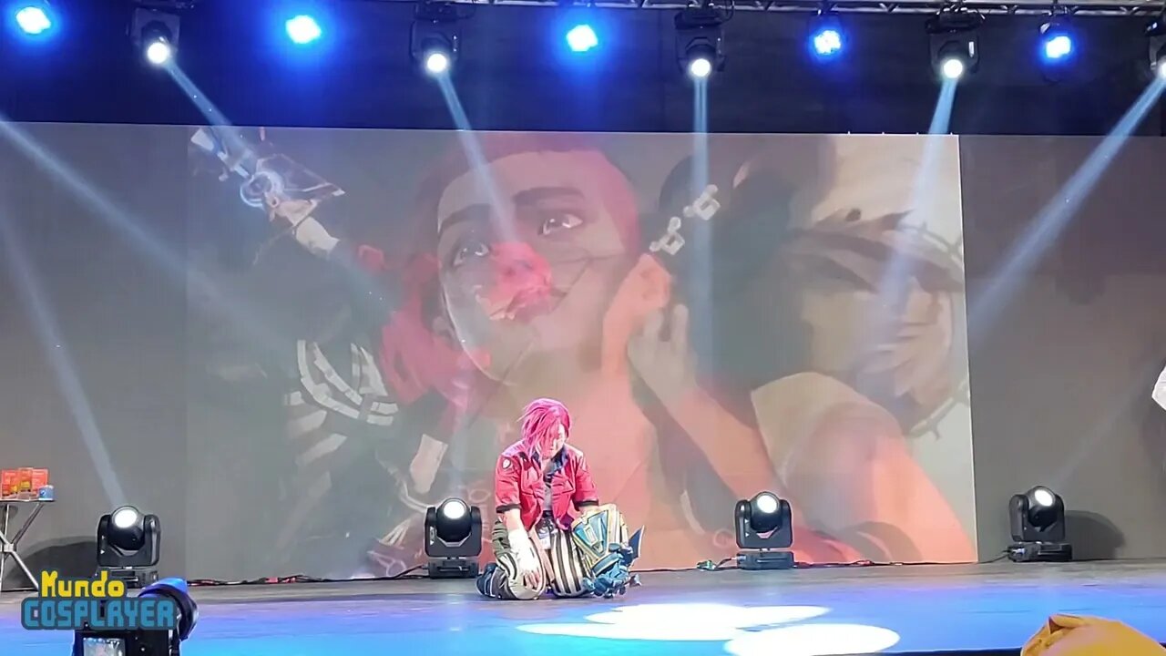 Apresentação Cosplay Individual Tradicional de Arcane no Sábado de Anime Friends 2023