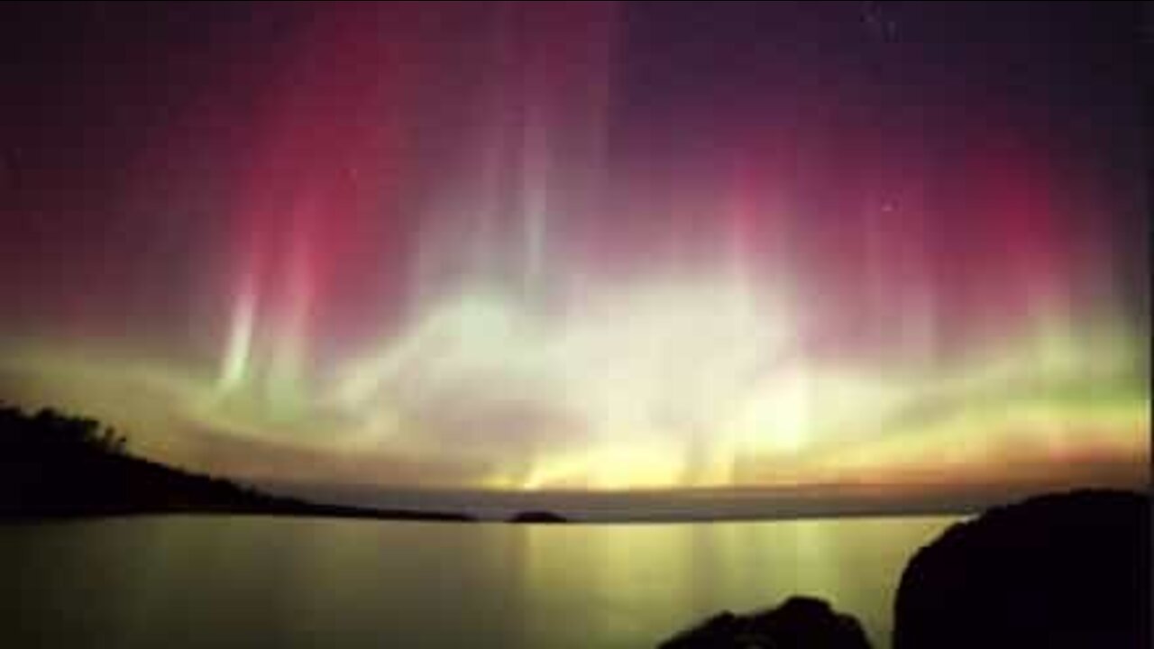 Timelapse fanger skjønnheten til nordlyset