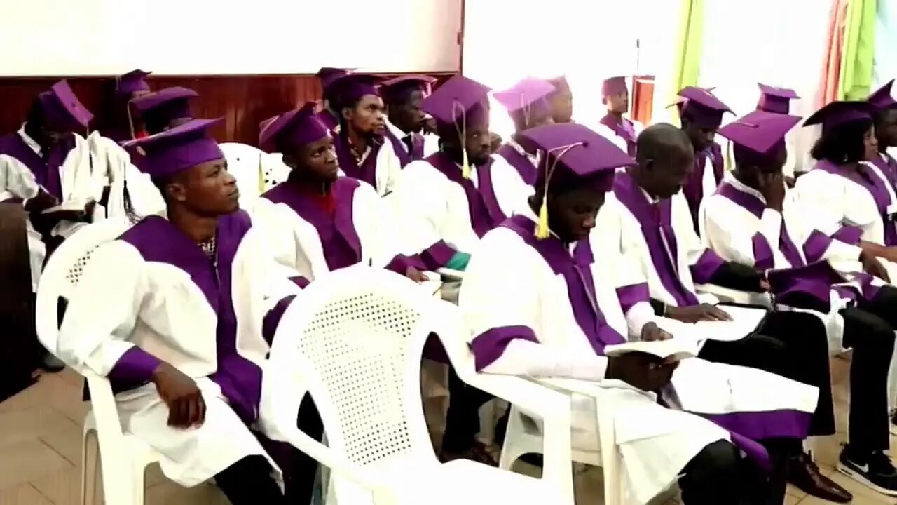 Sortie de la deuxième session de l'école de ministère de la cmci