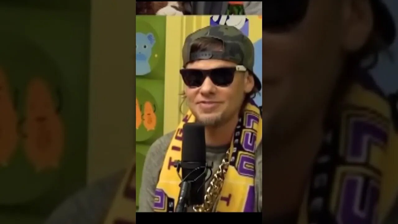 what does GANG GANG mean bruh... Theo Von Bobby Lee Funny Moment