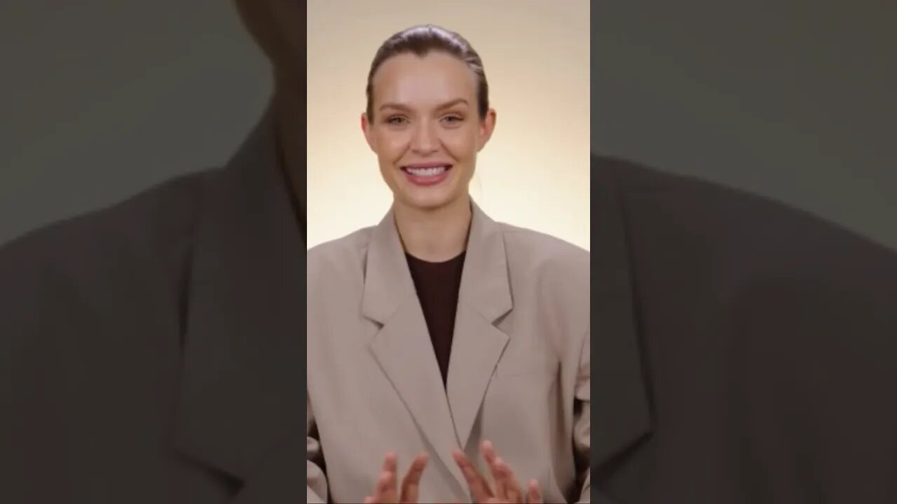 Josephine Skriver on cutting her hair short | #josephineskriver #joja #hairstyle #supermodel