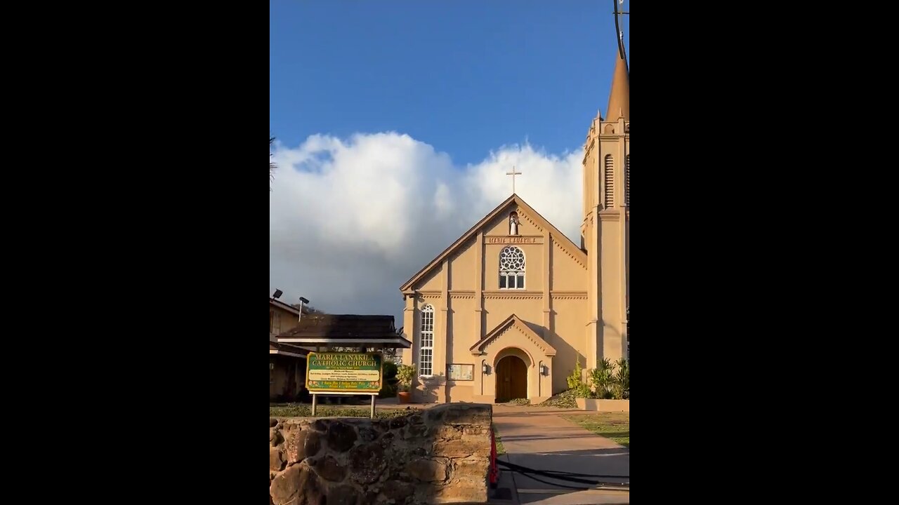 Church Miraculously Untouched by Maui Wildfires