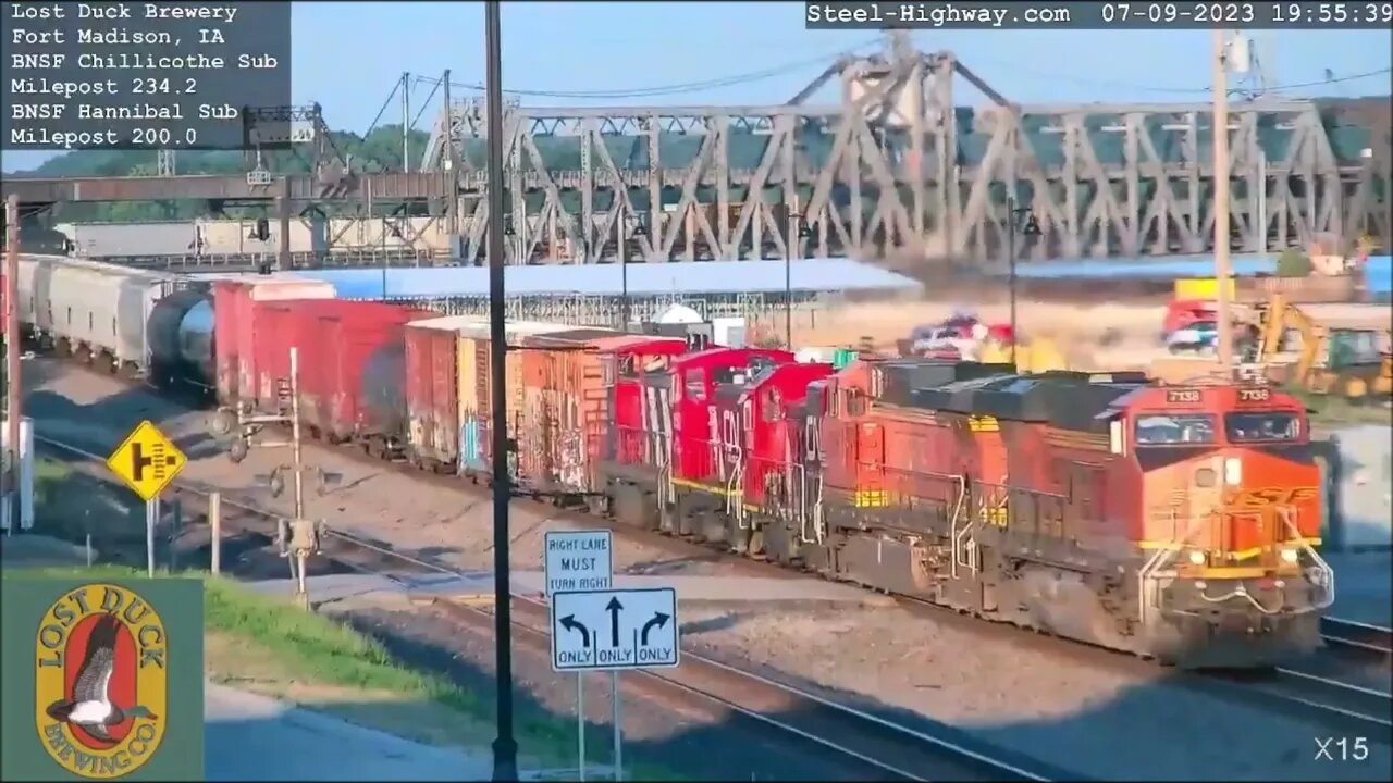 WB Manifest with 3 BUGX units in CN Paint in Fort Madison, IA on July 9, 2023