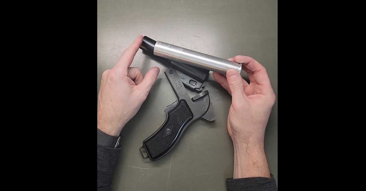 Surplus Flare Gun 26.5mm Adapter Part 1