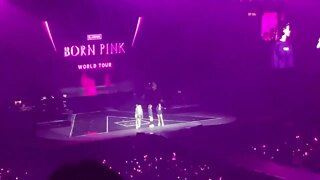 221114 BlackPink Born Pink - Stay - Newark Day 1