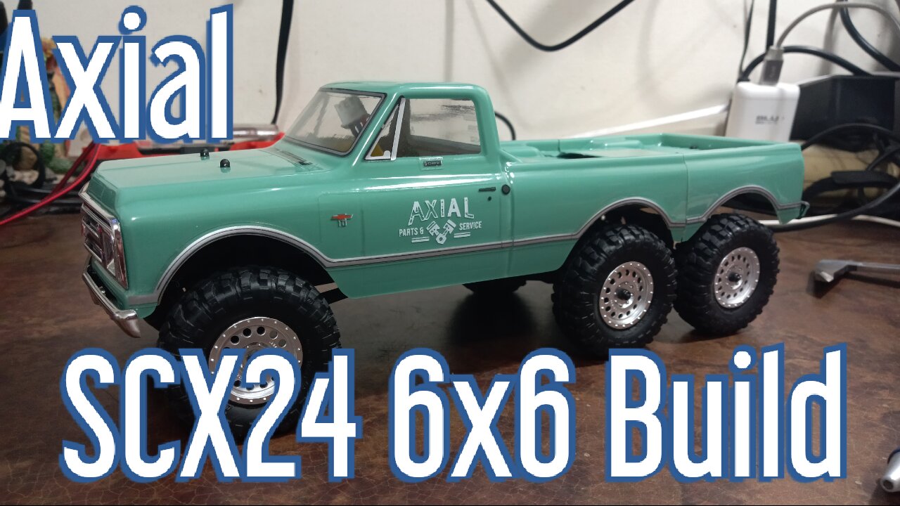 Axial SCX24 C10 6x6 Recovery Rig Build