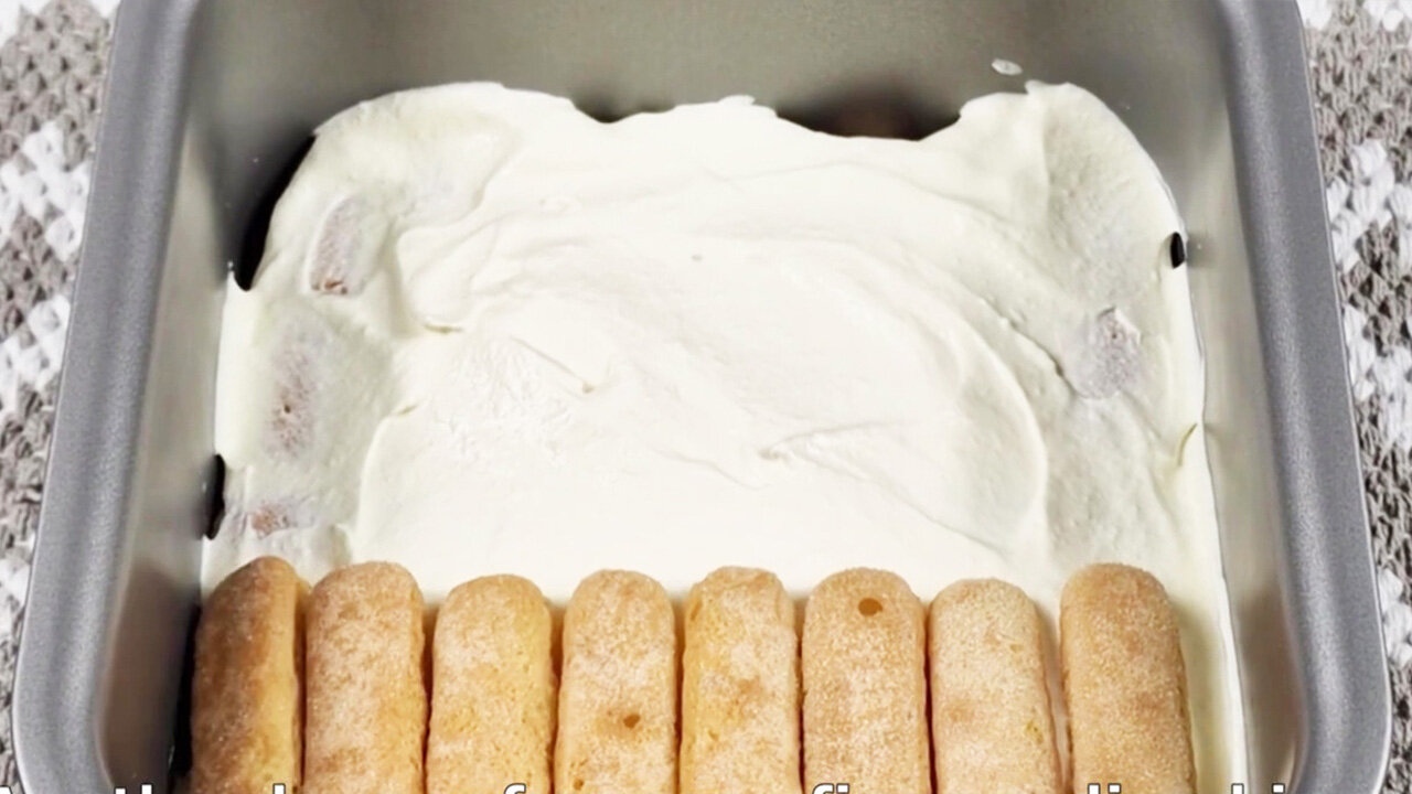 My white cake is so delicious, you need to try it!!!