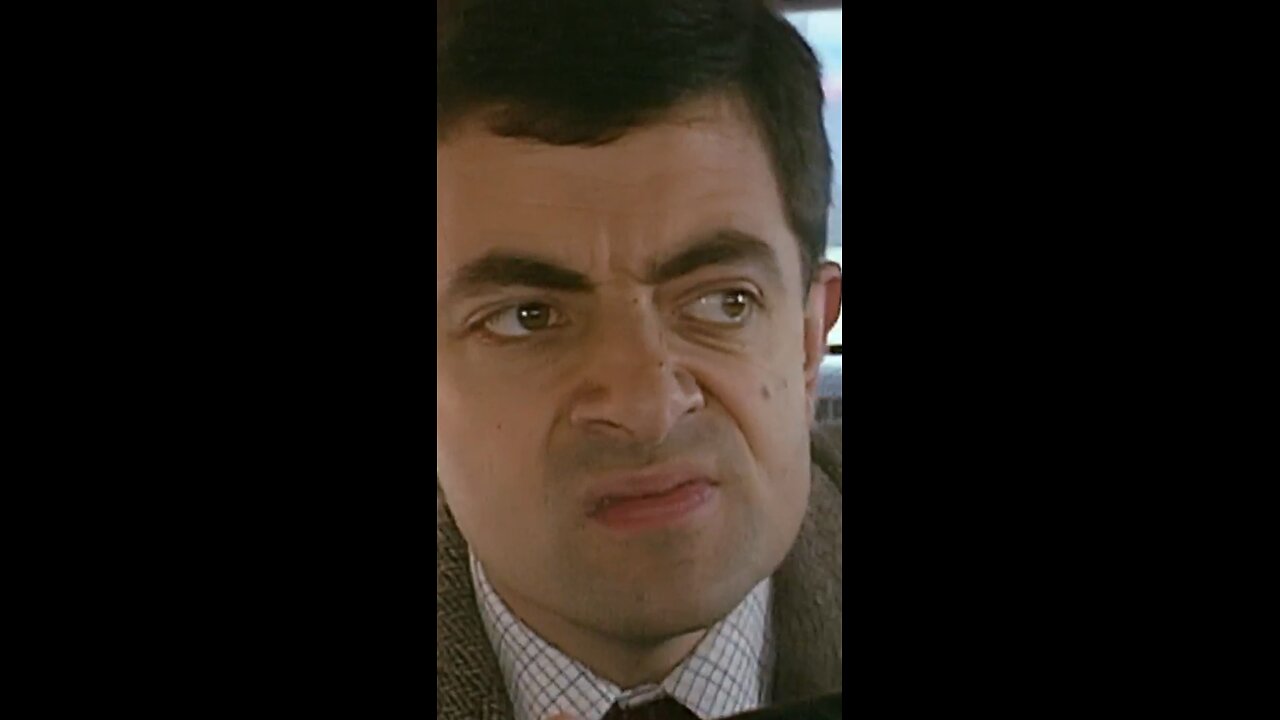 Finding_ways_to_get_free_parking😂___Mr_Bean_#shorts #funnyvideos