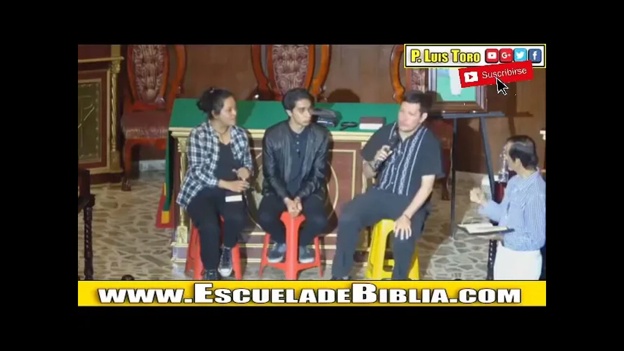 La ofrenda del día de muertos no es una tradición Cristiana. Padre Luis Toro