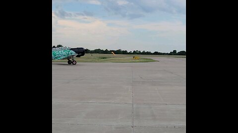 WW2 era japanese planes take off from kirksville Missouri