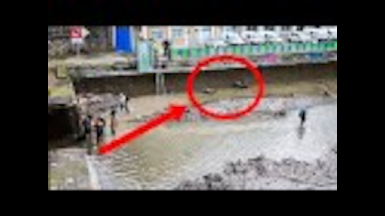 A Canal in Paris Was Drained for the First Time in Decades and What Was Found Was Really Bizarre