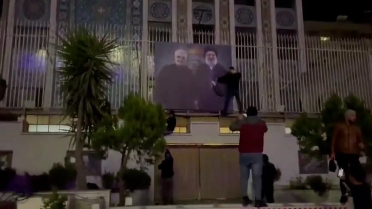 Capturing Damascus, Syrian rebels enter Iranian embassy, vandalize it