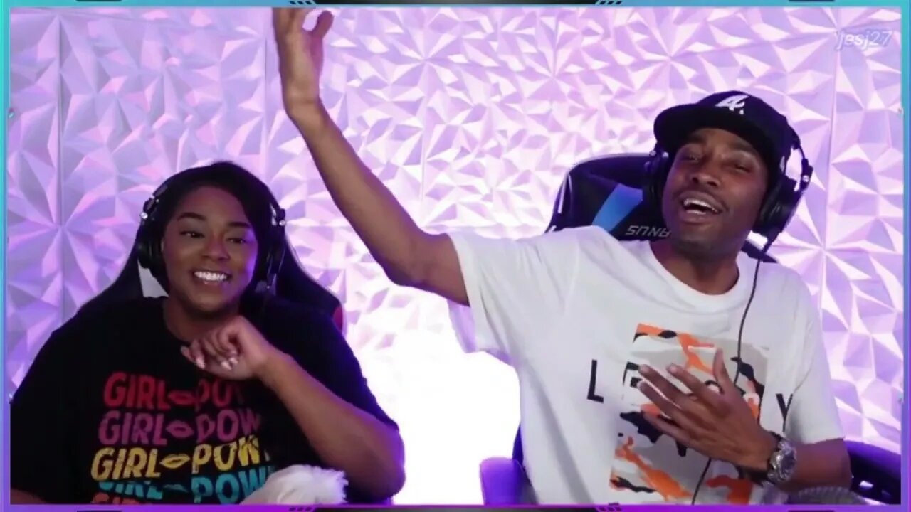 BJ lost a bet!! 🤣🤣 He sings Aladdin “A Whole New World” and this happened.. 😳| Asia and BJ